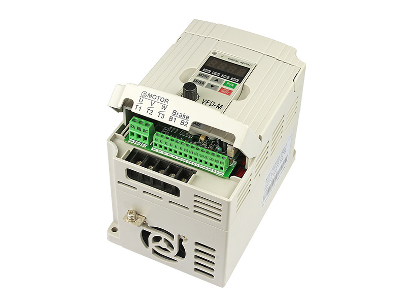 8000S通用變頻器，變頻調(diào)速器，變頻器廠家，電機(jī)變頻器，三相變頻器